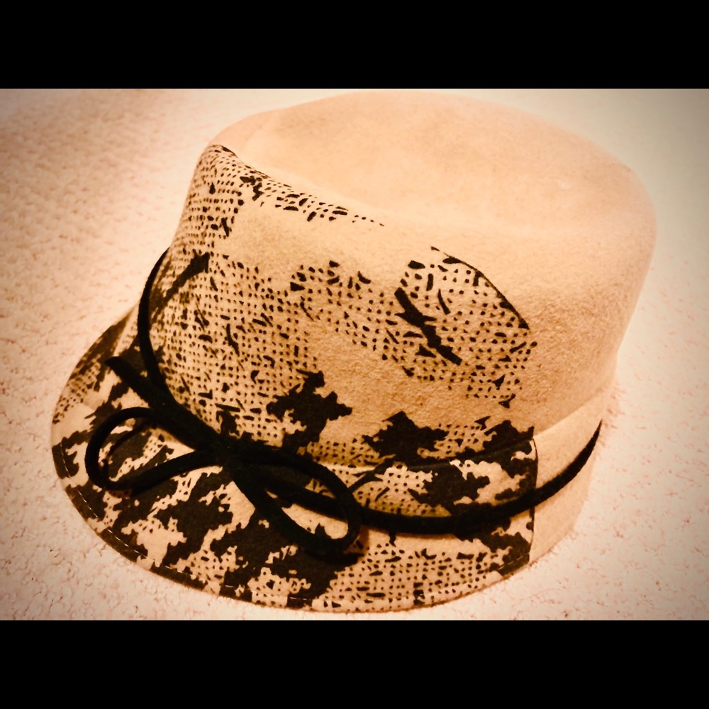 Anthropologie wool hat